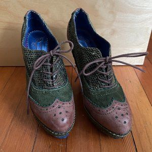 Poetic License Vintage Wedges